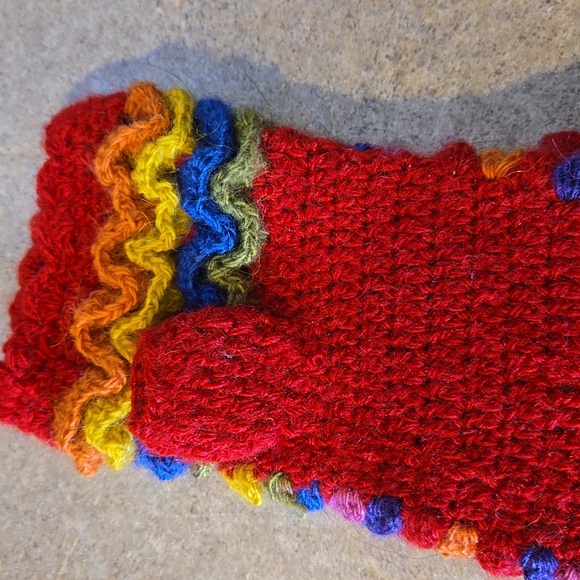 NWT The 5 Senses Unique Hand-Knit Multi-Colored Fingerless Gloves - Picture 3 of 5